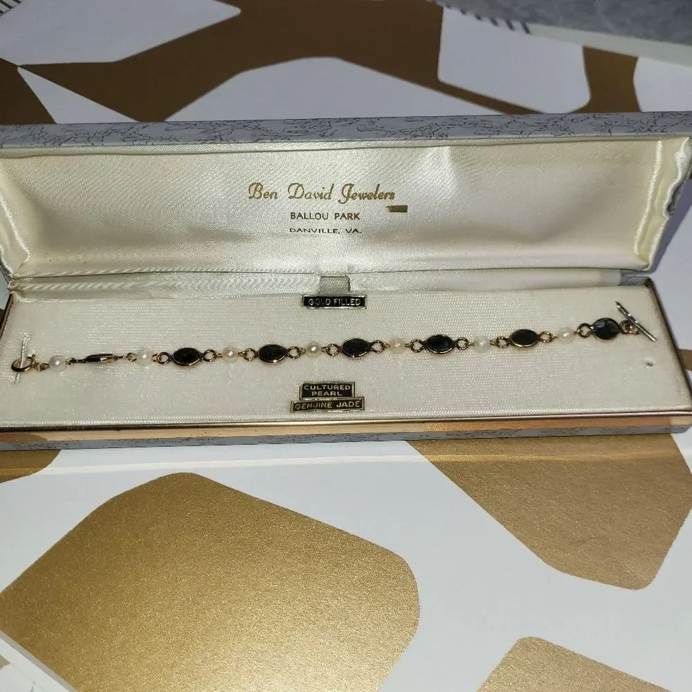 Vintage 90s Ben David Jewellers 14K Gold fill, Pearls and Genuine Jade Bracelets